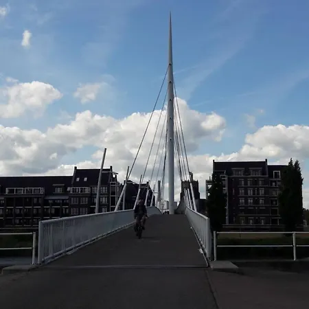 Raamsdonksveer Stay For 2, Near Top Attractions Aparthotel