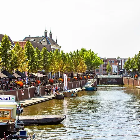 Raamsdonksveer Stay For 2, Near Top Attractions