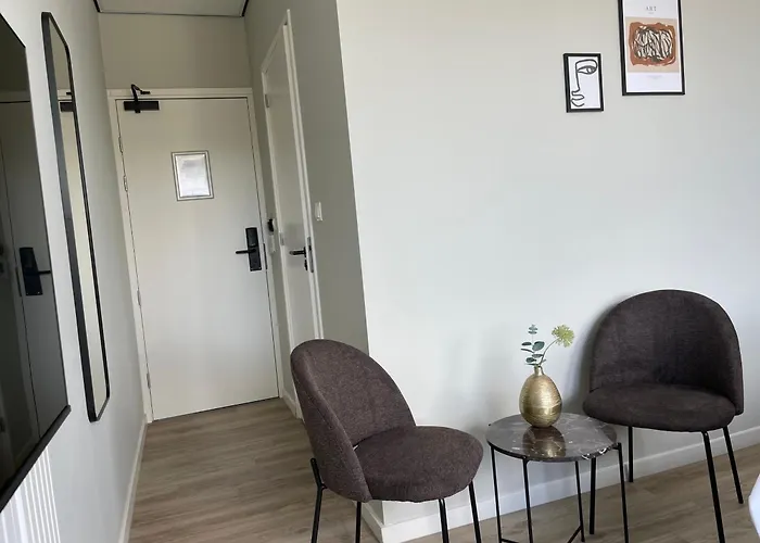 Comfort W Kitchen&wifi Apartment *