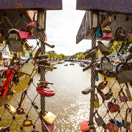 Appartement Comfort W Kitchen & Wifi Raamsdonksveer