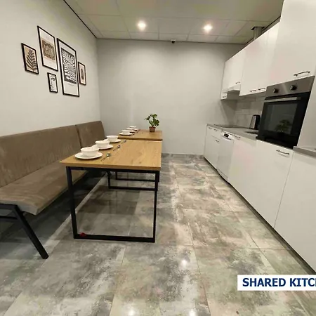 Comfort W Kitchen & Wifi Рамсдонксвер