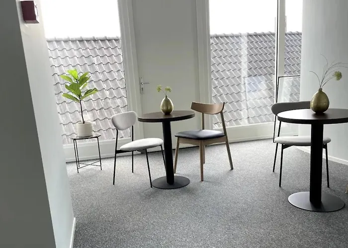 Comfort W Kitchen & Wifi *