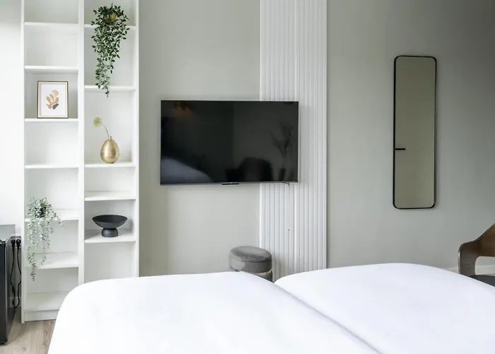 Comfort W Kitchen & Wifi